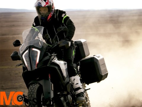 SHAD KUFER TERRA BLACK BOCZNY TR36 ALUMINIOWY LEWY