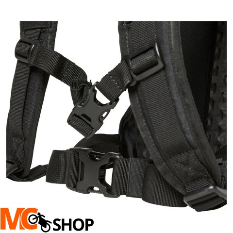 FOX PLECAK UTILITY 6L HYDRATION PACK BLACK SMALL FOX PLECAK UTILITY 6L HYDRATION PACK BLACK SMALL
